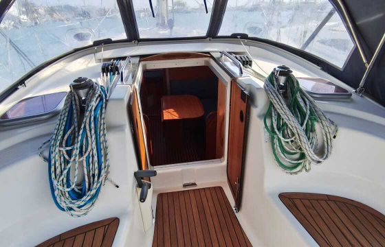 Sailboat Bavaria 38 cruiser 2009 11.5m