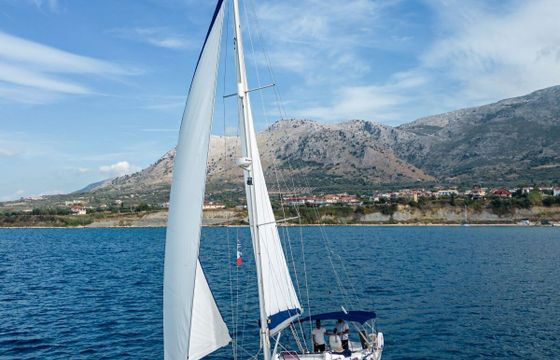 Sailboat Bavaria 38 cruiser 2009 11.5m