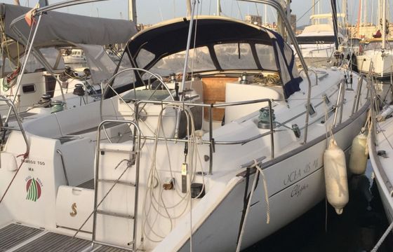 Sailboat BENETEAU 411 12.7m