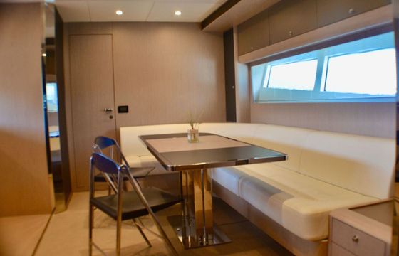 Motorboat Riva 63 Virtus 2720hp