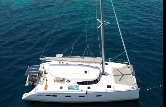 Catamaran Bavaria Nautech 441 14m