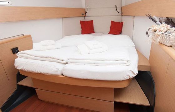 Sailboat BENETEAU FIRST 45 14.07m
