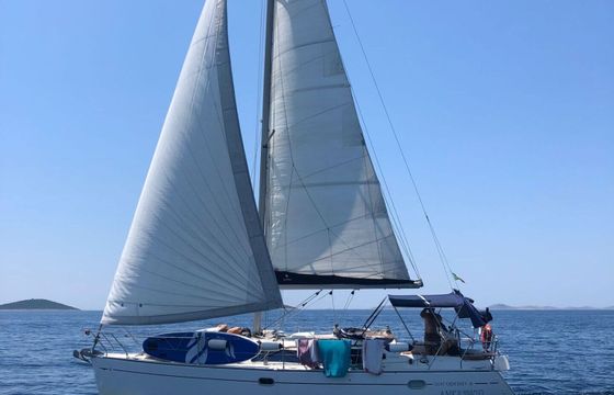 Sailboat Jeanneau Sun Odyssey 35 10.8m