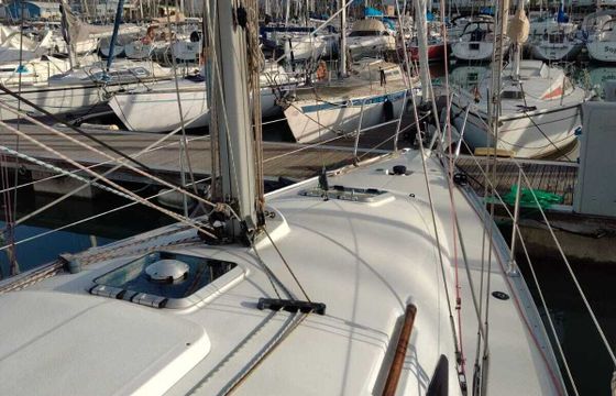Sailboat Jeanneau Sun Odyssey 35 10.8m