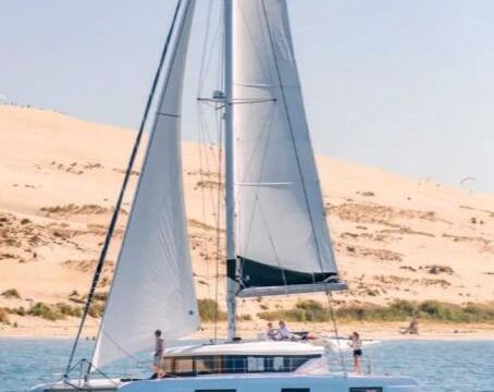 Catamaran Lagoon 46/12 13m
