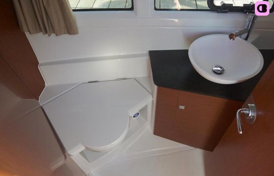 Motorboat Jeanneau Merry Fisher 895 400hp