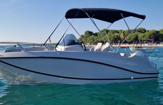 Motorboat SPORT - MARE D.O.O., PULA Quicksilver 555 activ open