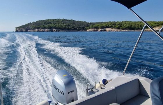 Motorboat SPORT - MARE D.O.O., PULA Quicksilver 555 activ open