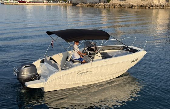 Motorboat Cayman Yacht 585 130hp