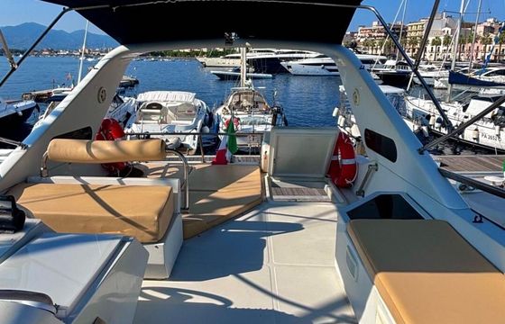 Motorboat Alpa 52 fly 1400hp