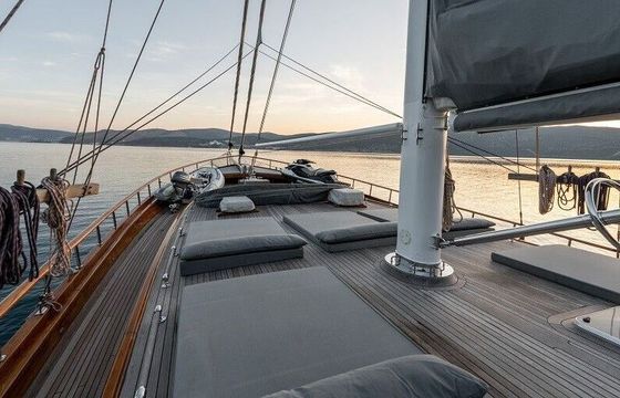 Gulet MT-13  35 meters 5 cabins 2008 35m