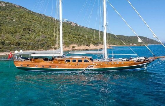Gulet MT-13  35 meters 5 cabins 2008 35m