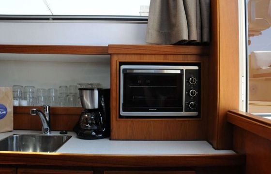 Houseboat Delos Cruiser 1100 50hp