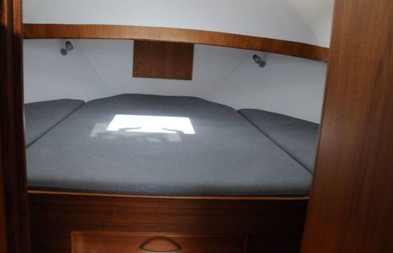Houseboat Delos Cruiser 1100 50hp