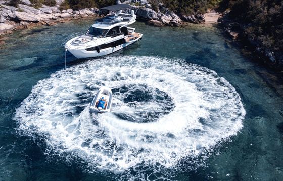 Motor yacht Galeon 440 Fly 960hp