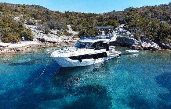 Motor yacht Galeon 440 Fly 960hp