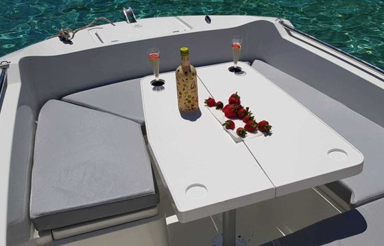 Motorboat V2 boats 5.0 40hp