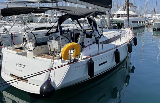 Sailboat Sun Odyssey 449 13.76m