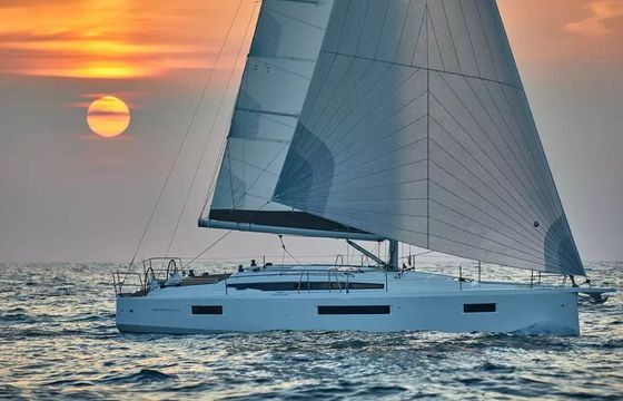 Sailboat Jeanneau Sun odyssey 410 12.28m