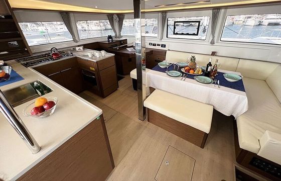 Catamaran Lagoon Lagoon 46 13.99m