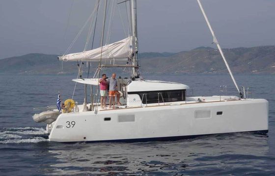 Catamaran Lagoon 39 11.8m