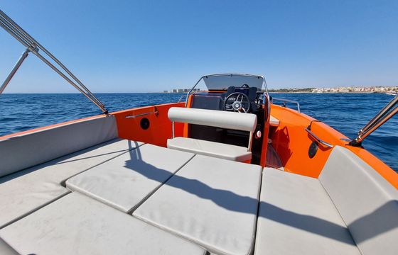 Motorboat Nuva M6 Open 115hp