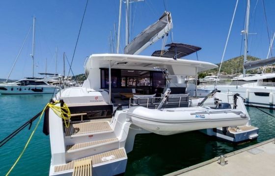 Catamaran Astréa 42 12m