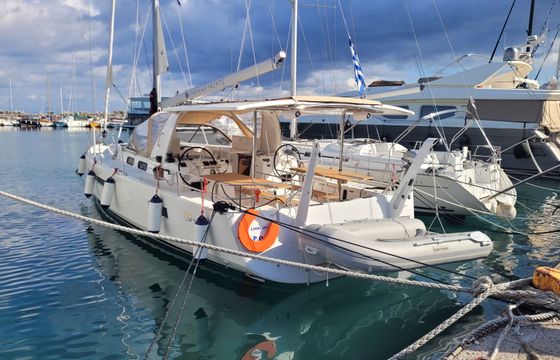 Sailboat Jeanneau Sunloft 47 16m