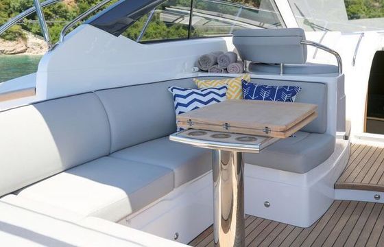 Motor yacht Princess V40 760hp
