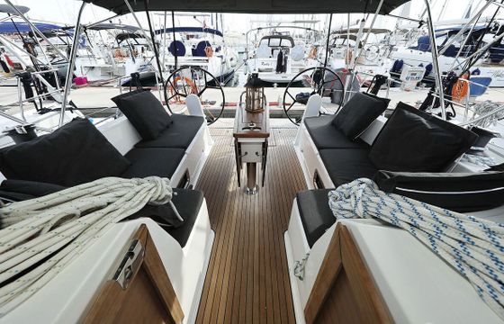 Sailboat Bavaria Yachtbau Bavaria Cruiser 46 - 4 cab. 14m