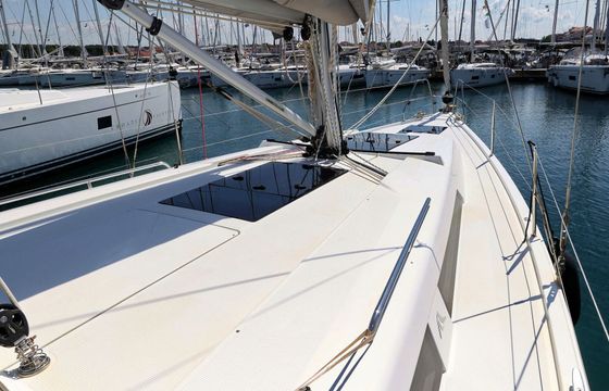 Sailboat Hanse Hanse 388 11.4m