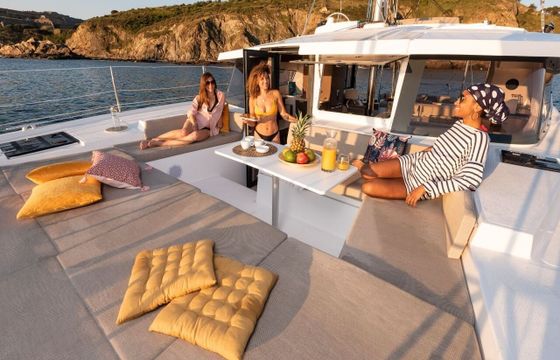 Catamaran Catana Group Bali 4.2 - 4 + 1 cab. 12m