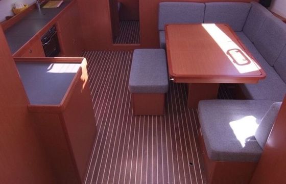 Sailboat BAVARIA CRUISER 46 14.27m