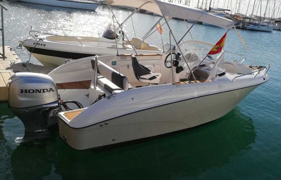 Motorboat Quicksilver 600 Commander 100hp