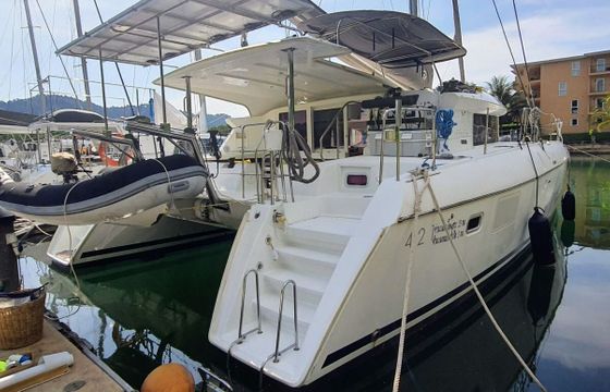 Catamaran LAGOON 421 12.61m