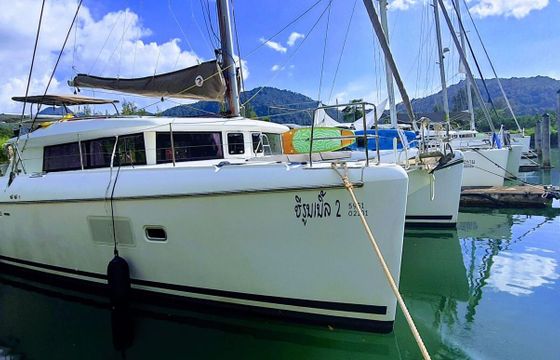 Catamaran LAGOON 421 12.61m