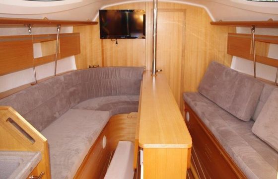 Sailboat Northman Maxus 33.1 RS 10.5m