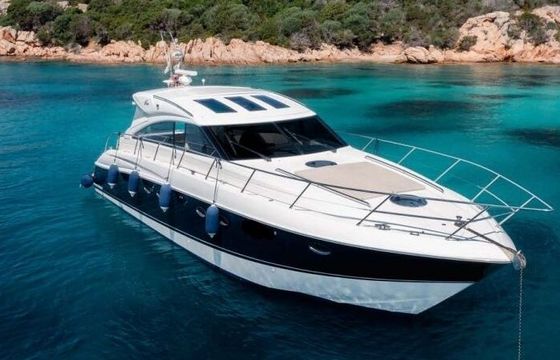Motorboat Princess V53 1200hp