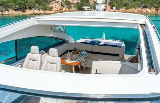 Motorboat Princess V53 1200hp