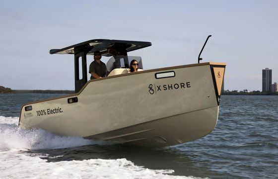 Motorboat Xshore Eelx 8000 228hp