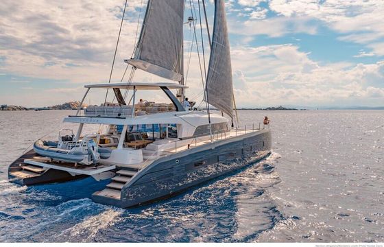 Catamaran Lagoon Lagoon 77 23m