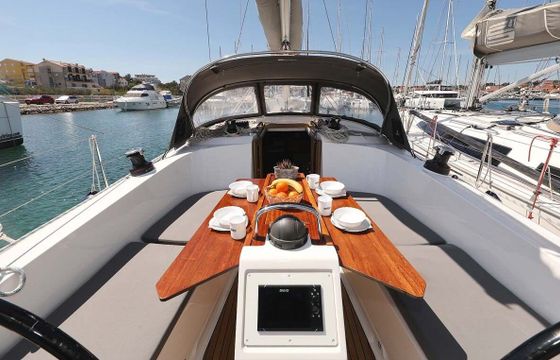 Sailboat Bavaria Yachtbau Bavaria Cruiser 41 Style 12m