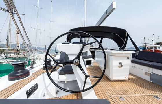 Sailboat Beneteau Oceanis 51.1 15.94m