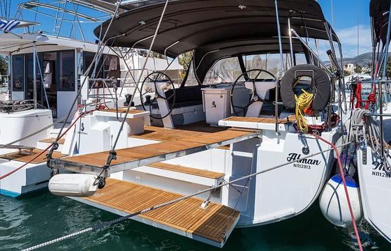 Sailboat Beneteau Oceanis 51.1 15.94m