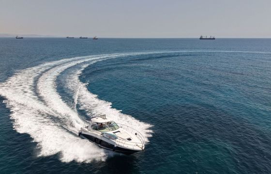 Motorboat Sea Ray sundancer 900hp