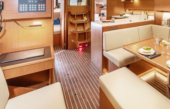 Sailboat Bavaria C45/3 cab 13m