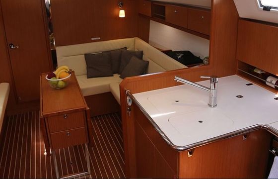 Sailboat BAVARIA CRUISER 36 11.55m