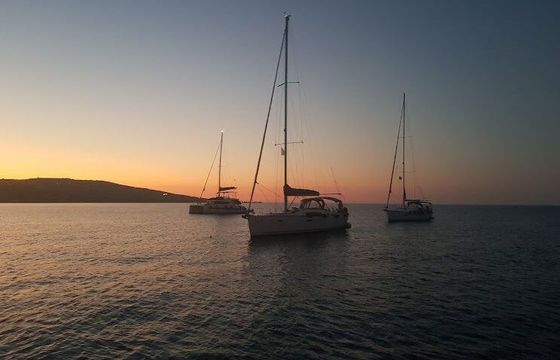 Sailboat SUNSET PRIVATE ALL INCLUSIVE TRIP TO DIA ISLAND Jeanneau Sun Kiss 45 13.5m