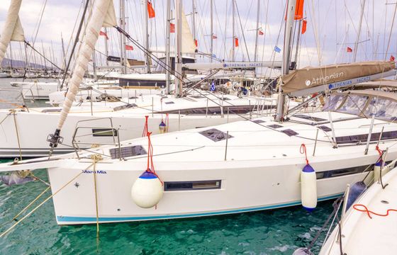 Sailboat Jeanneau Sun Odyssey 490 14.42m