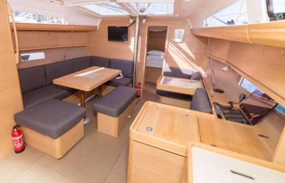 Catamaran Fountaine Pajot Saona 47  13.94m